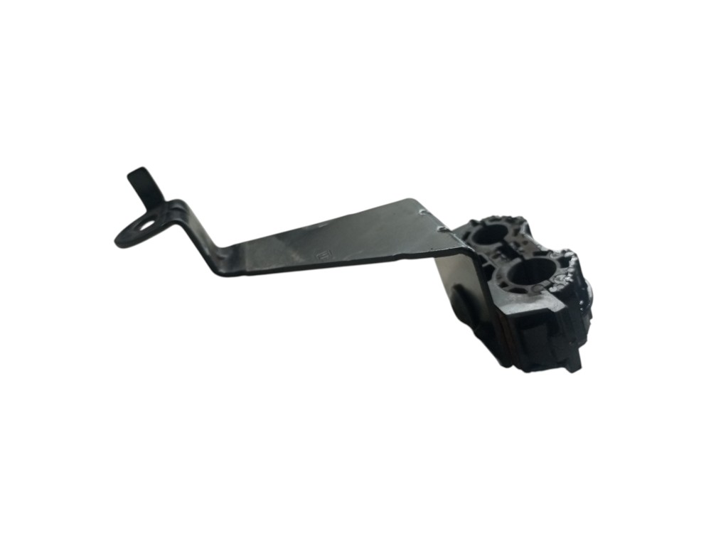 Suporte Tubulacao Direcao Peugeot 207 2007 2008 2009 Usada