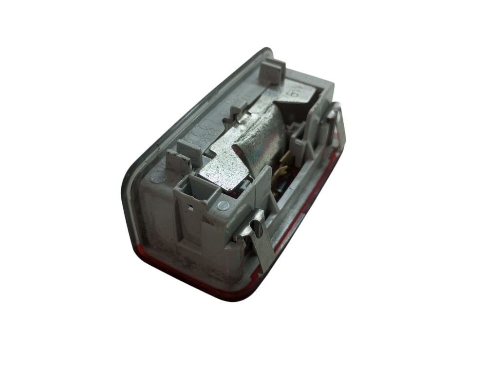 Luz Interna Porta Malas Touareg 2005 2010 2015 Usado Vw 4