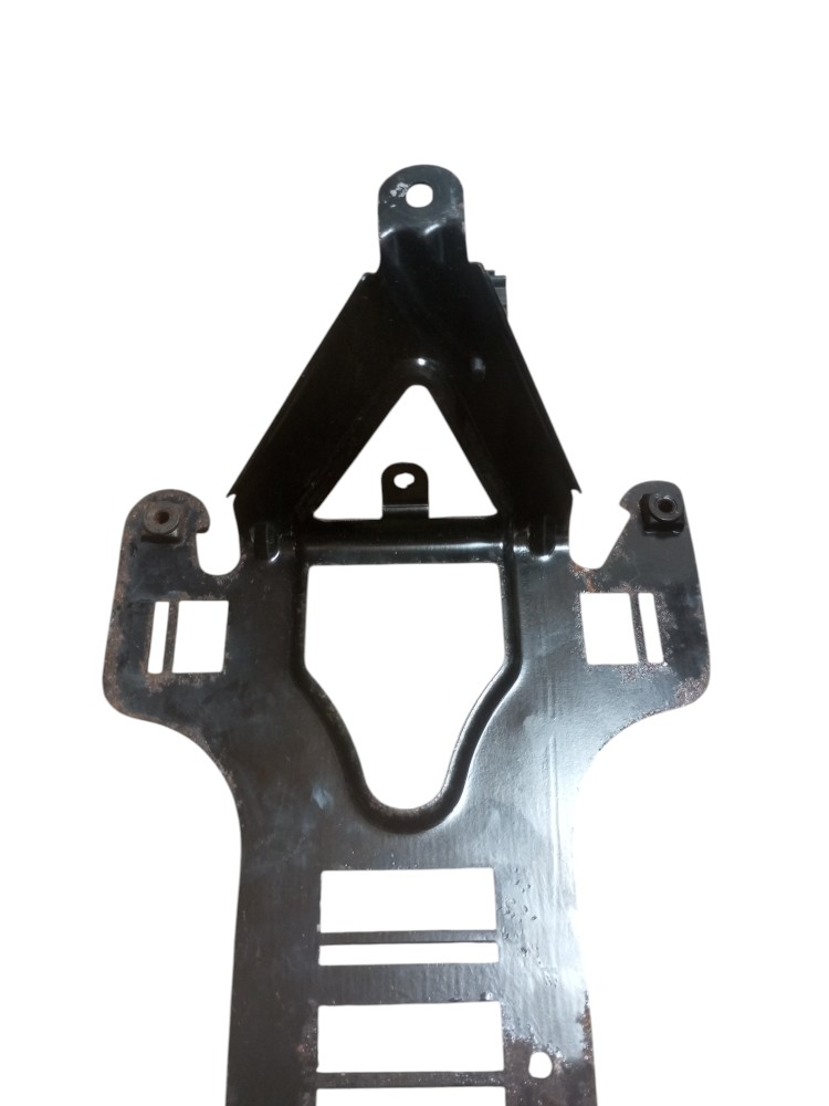 Suporte modulo cobtrole touareg 2005 2015 usado Volkswagen 2