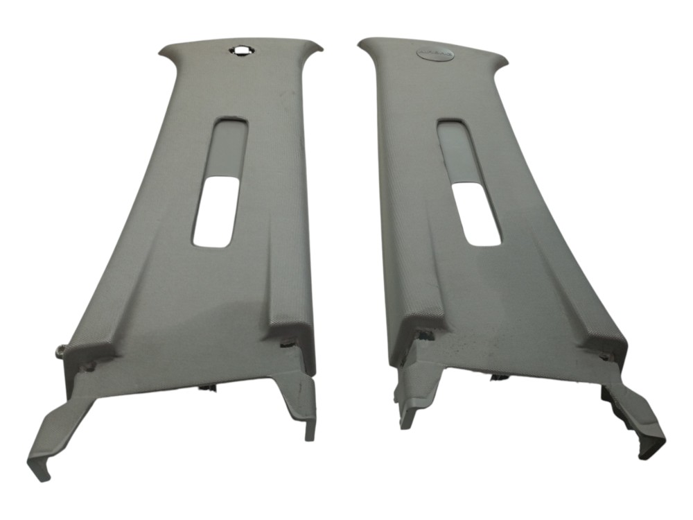 Acabamento Coluna Central Chevrolet Captiva 2008 2010 Par