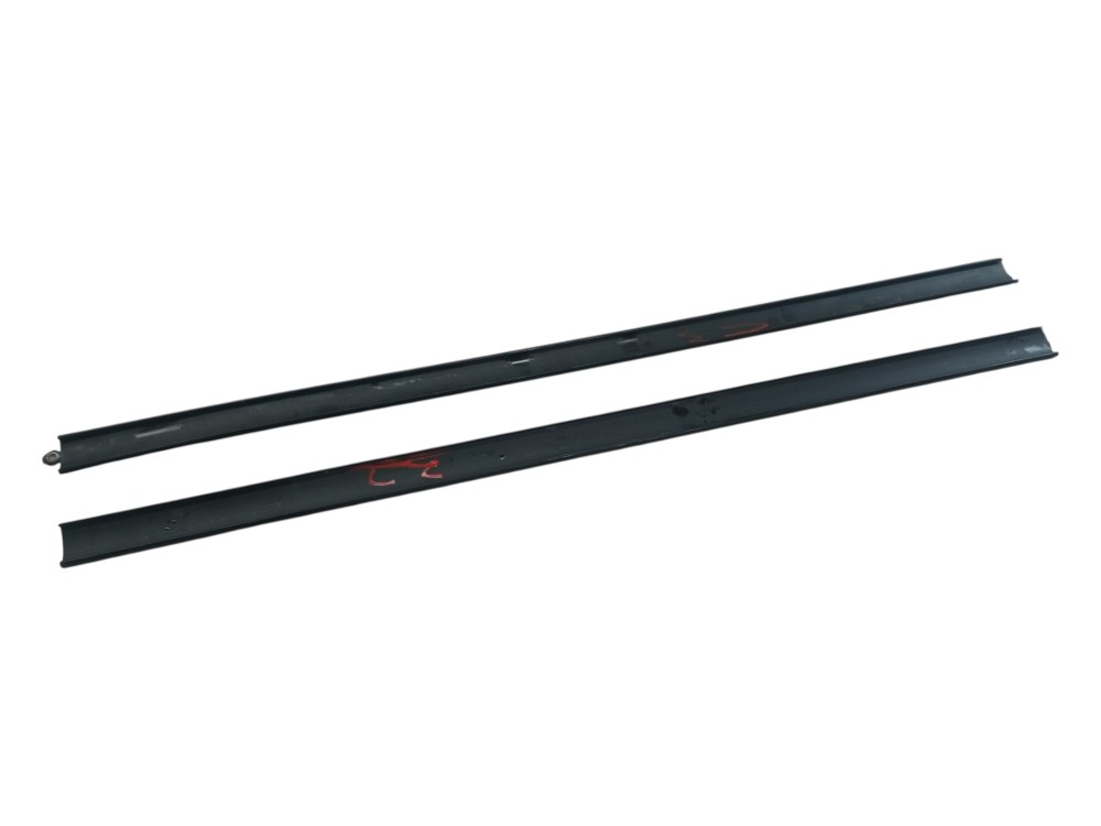 Friso Inferior Interno Porta Peugeot 307 2002 2008 Par Usado 4