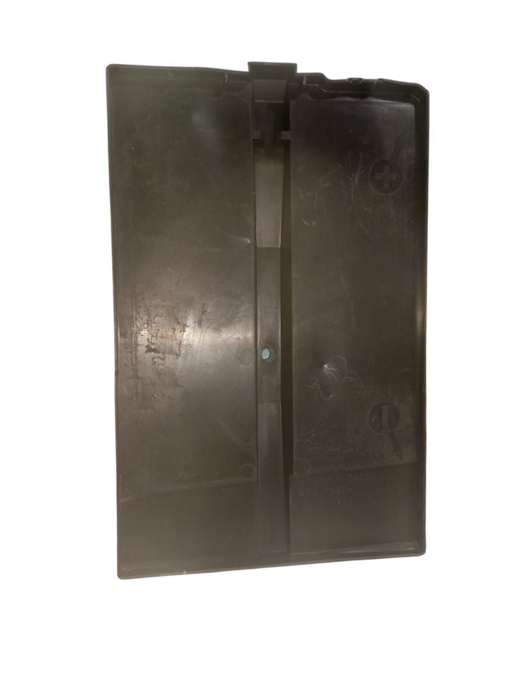 Suporte base da bateria Renault oroch 2024 2025 usado 2