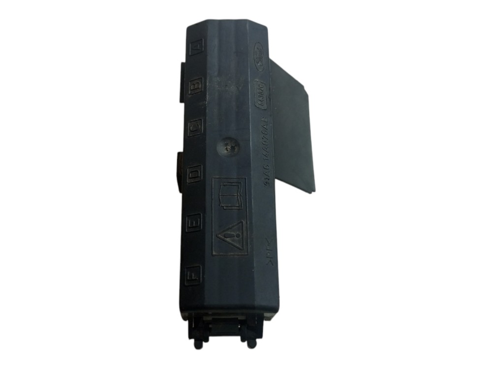 Caixa Max Fusiveis Ford Escort Sw 96 97 98 99 2000 2001 2002 7