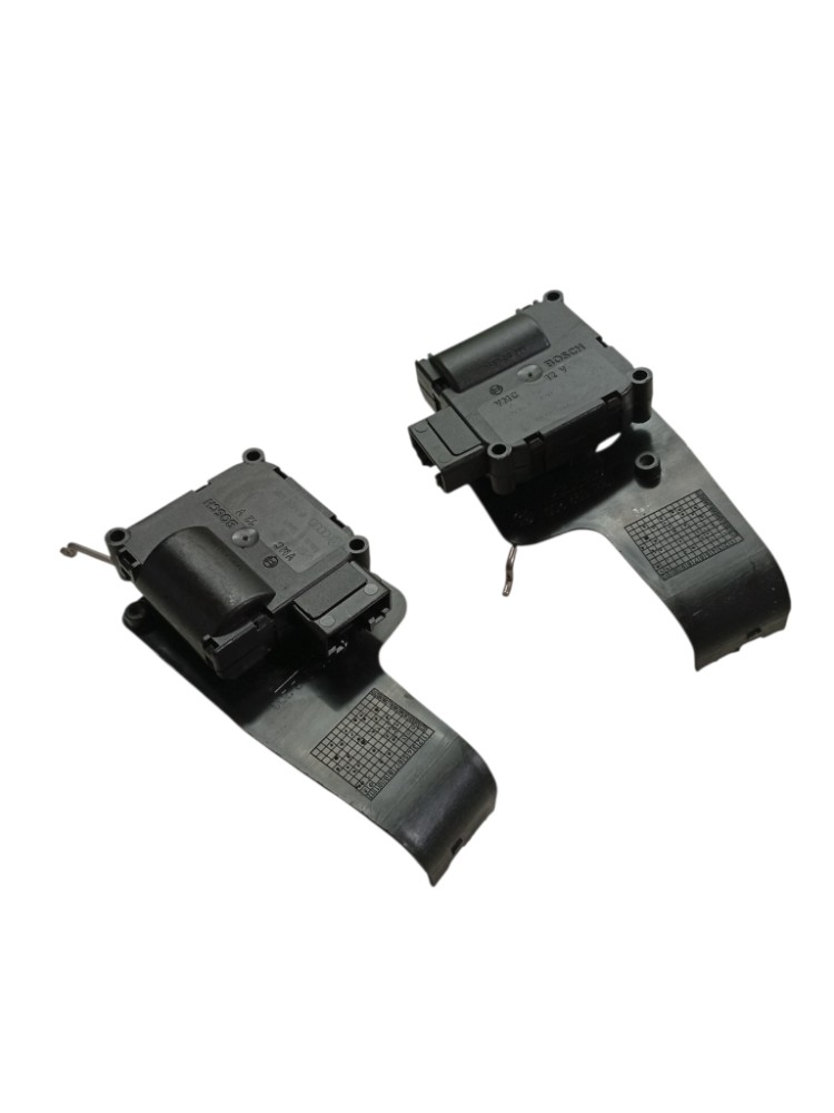 Par Motor Atuador Ar Condicionado Vw Touareg 2005 2010 2015 1
