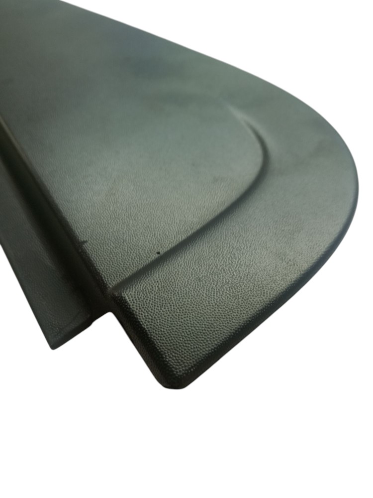 Moldura externa porta Oroch 1.3 2023 2025 traseira esquerda 5