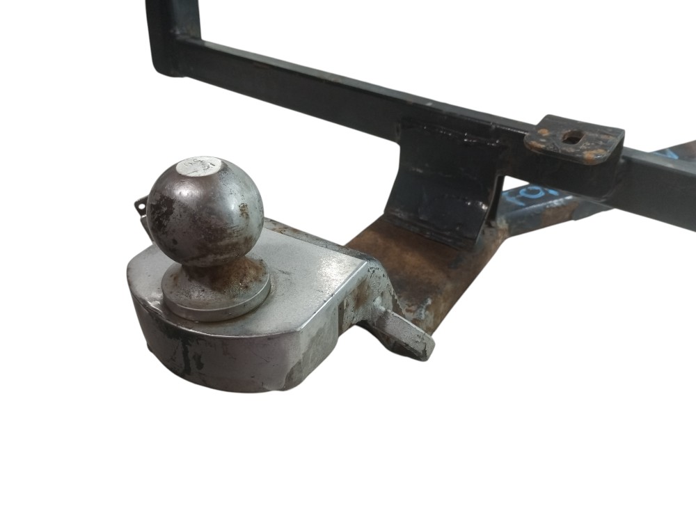 Engate Reboque Ford Fusion 2006 2007 2008 Traseiro Usado 3