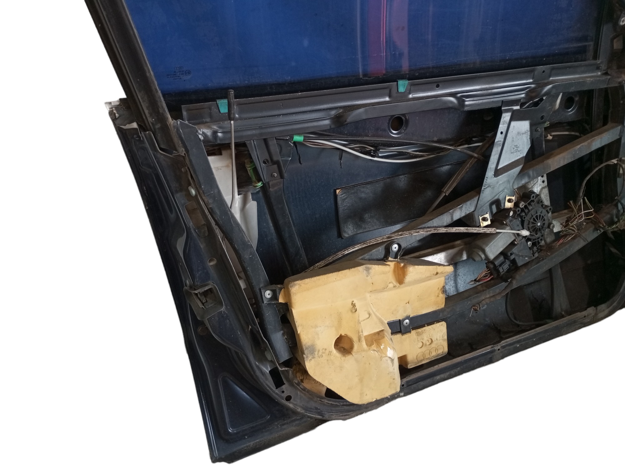 Porta Audi A4 95 96 97 98 99 2000 2001 Dianteira Esquerda Dianteira Esquerda Preto 8