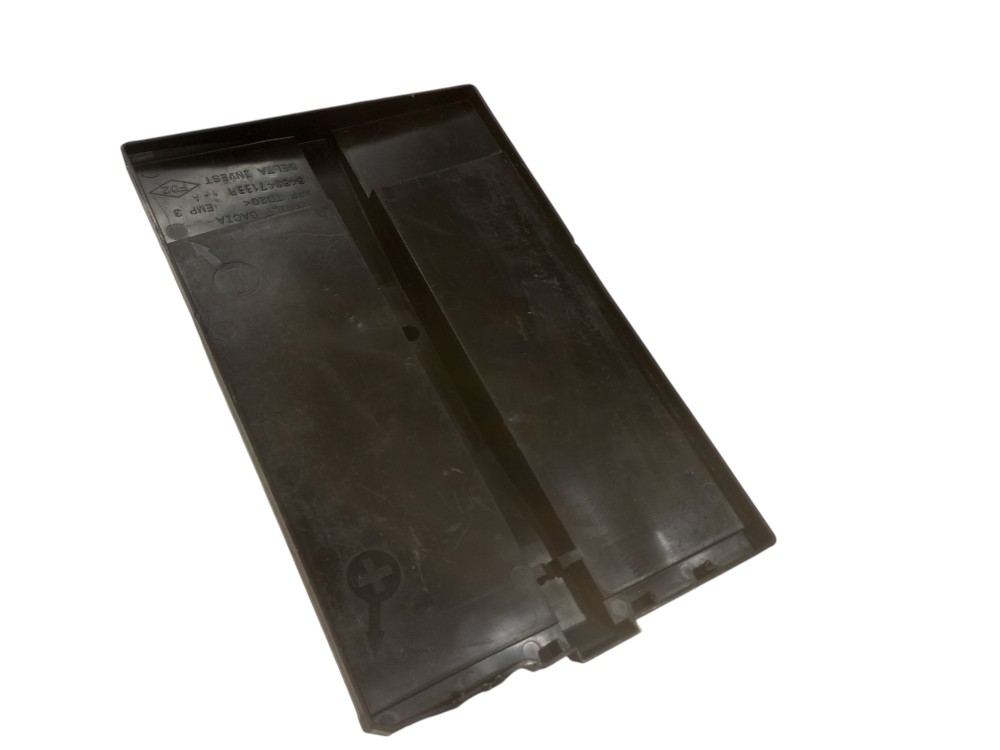 Suporte base da bateria Renault oroch 2024 2025 usado 4