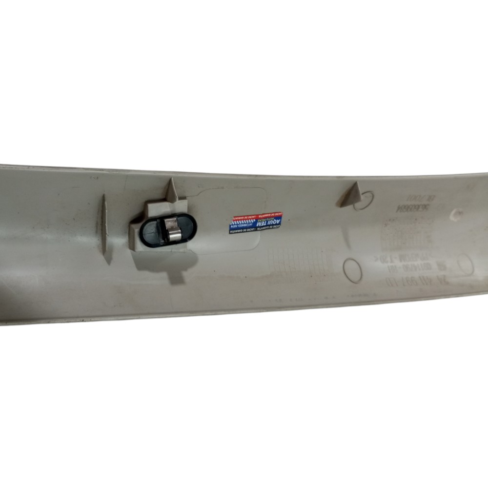 Moldura Parabrisa Gm Corsa Montana 2004 2008 2012  Usado 7