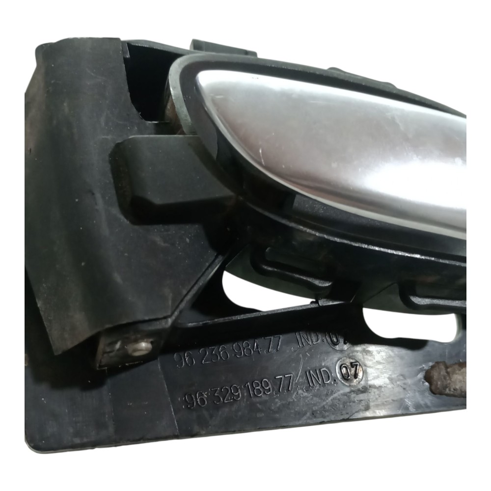 Macaneta Interna Peugeot 206 207 1999 2014 Traseira Esquerda 9