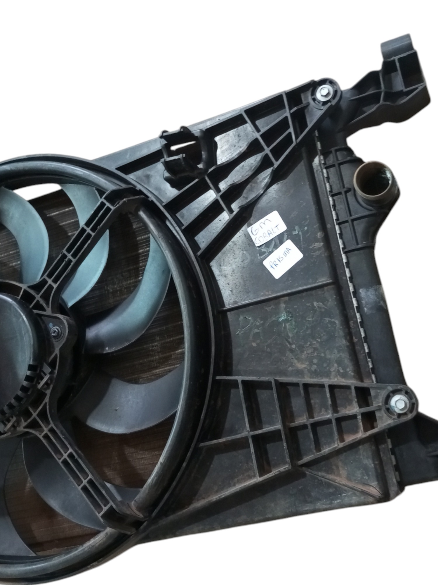 Radiador Prisma Cobalt 1.4 1.8 2012 2013 2014 2015 Gm 3