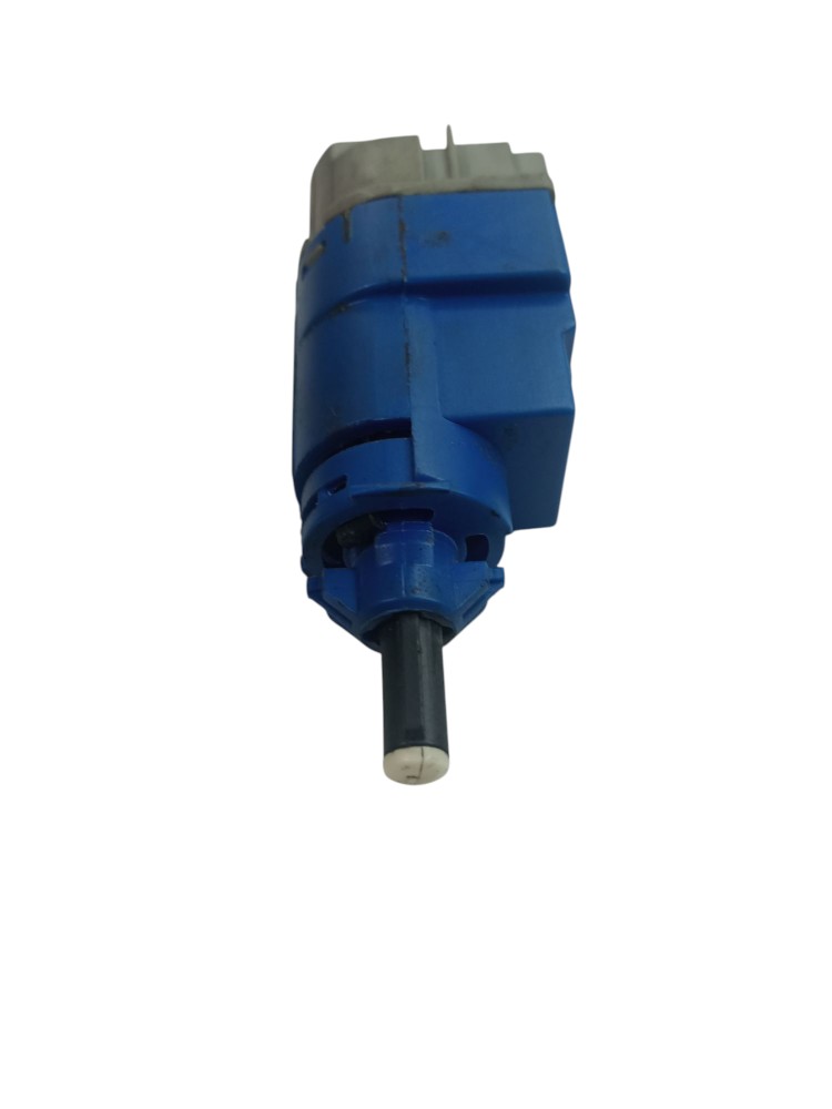 Interruptor Pedal Embreagem Oroch 1.3 Duster 2024 2025 Usado 7