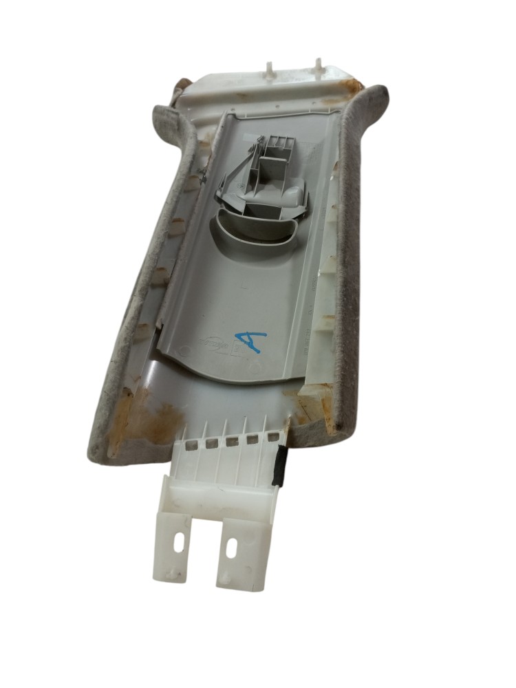 Moldura Coluna Audi A3 Sportback 2010 2014 Lado Esquerdo 3