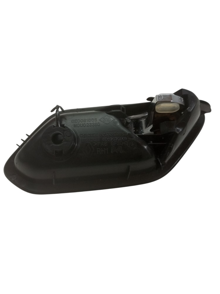 Macaneta oroch 2023 2024 2025 interna direita Renault usado 3