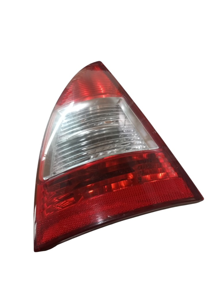 Lanterna Traseira Citroen C3 2007 2009 2011 2012 Direito Direito/passageiro Vermelho 4