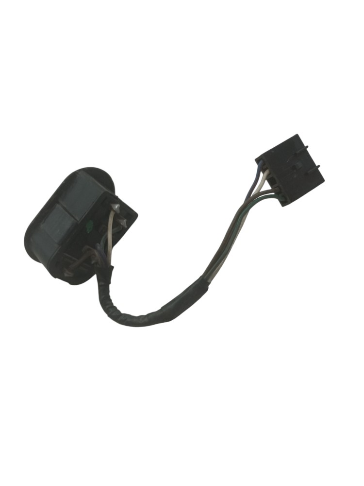 Botao Vidro Eletrico Gm Corsa 1996 A 2005 Traseiro Usado 4