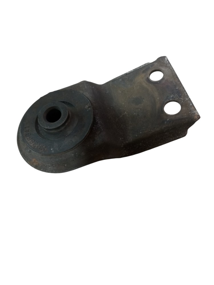 Suporte Radiador Agua Mitsubishi Pajero Tr4 2002 2004 2006 3