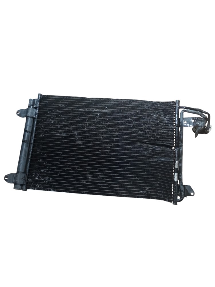 Condensador Ar Condicionado Audi Jetta 2010 2012 2014 2.0 2