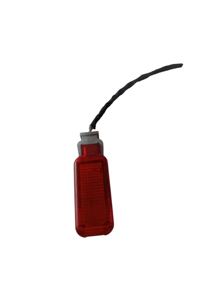 Luz Interna Cortesia Porta Malas Audi A4 2012 2013 2014 2015 Vermelho
