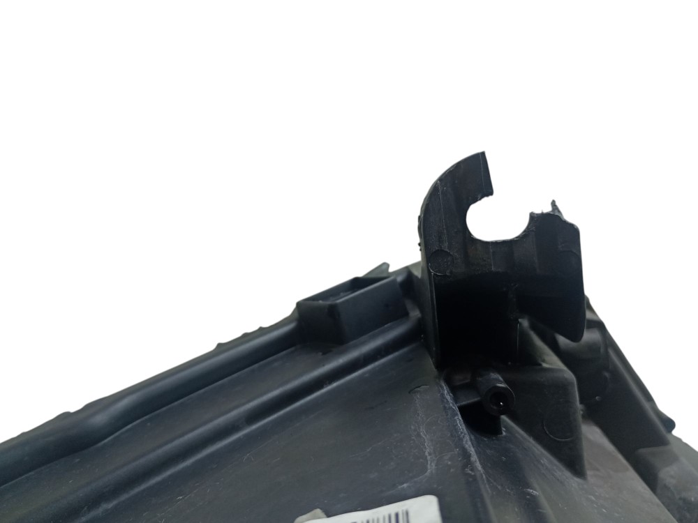 Farol Logan Sandero Renault 2014 2015 2016 2017 2018 Direito Direito/passageiro 5