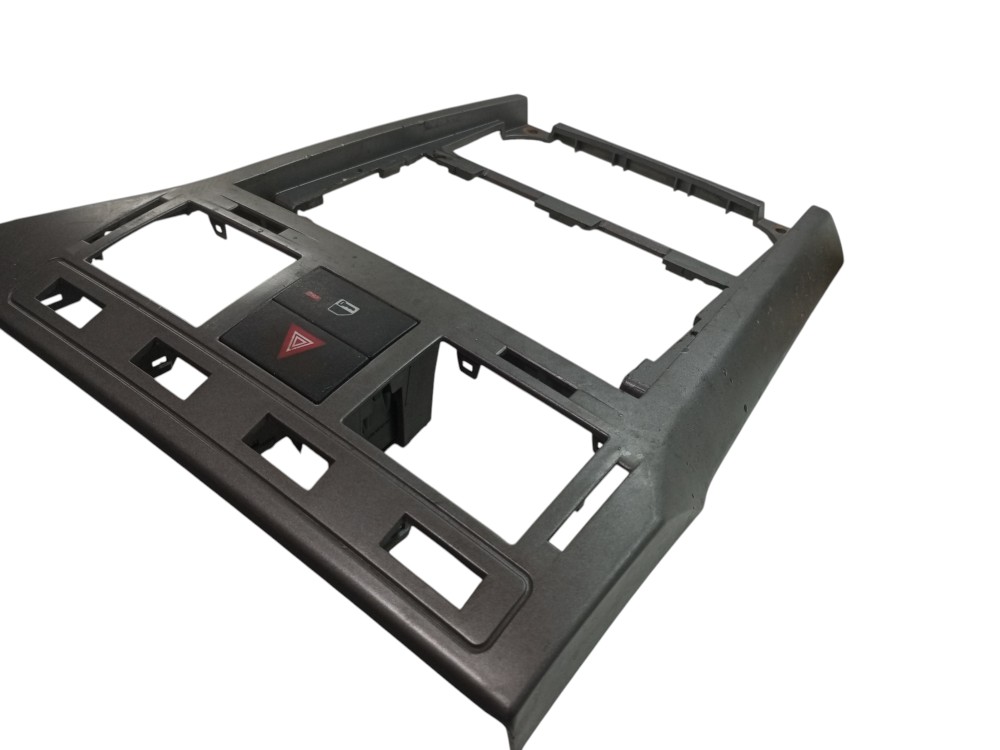 Moldura Painel Central Vectra 2006 2012 Botao Alerta Usado 2