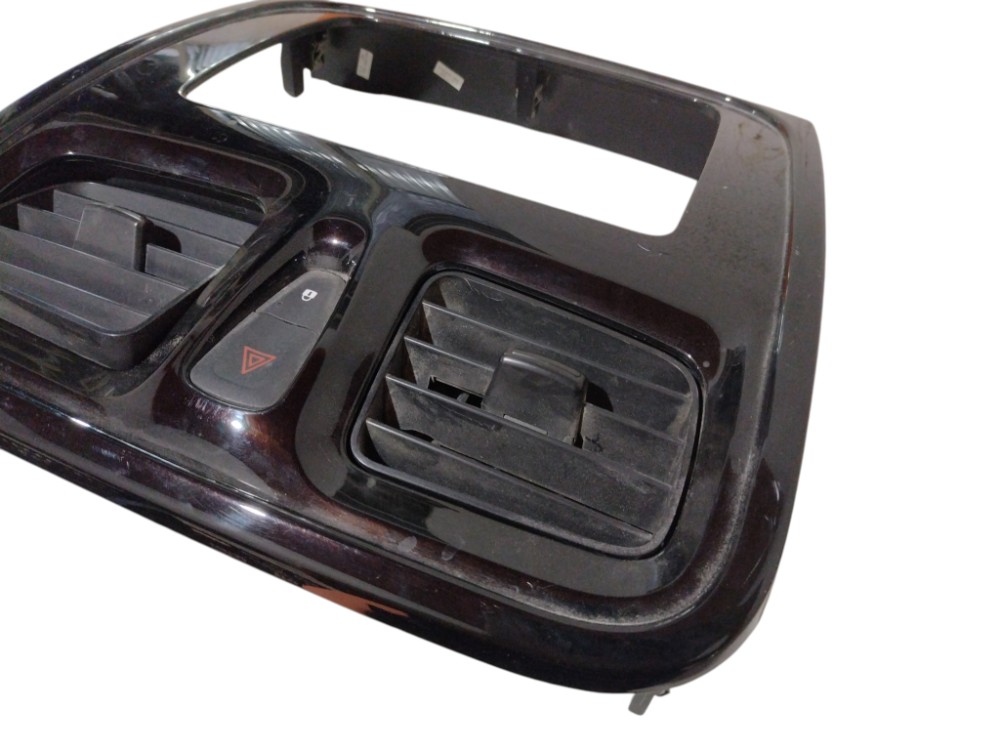 Moldura Painel Central Logan Sandero 2014 2019 Difusor Botao 3