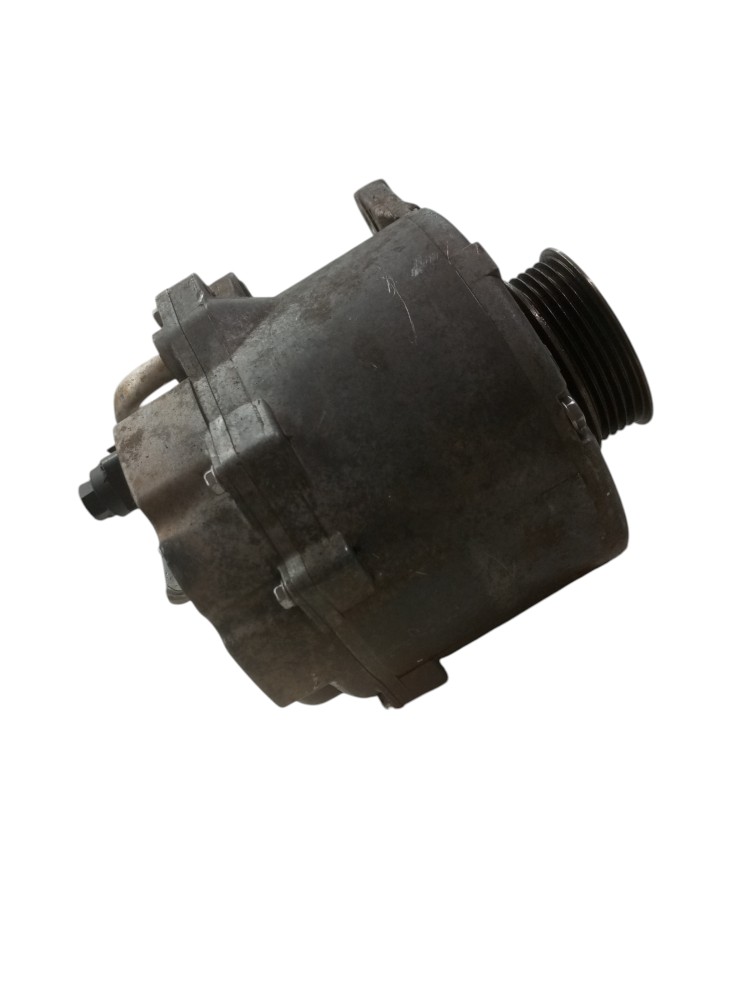Alternador Motor Volkswagen Touareg 2005 2015 Usado Detalhe 3