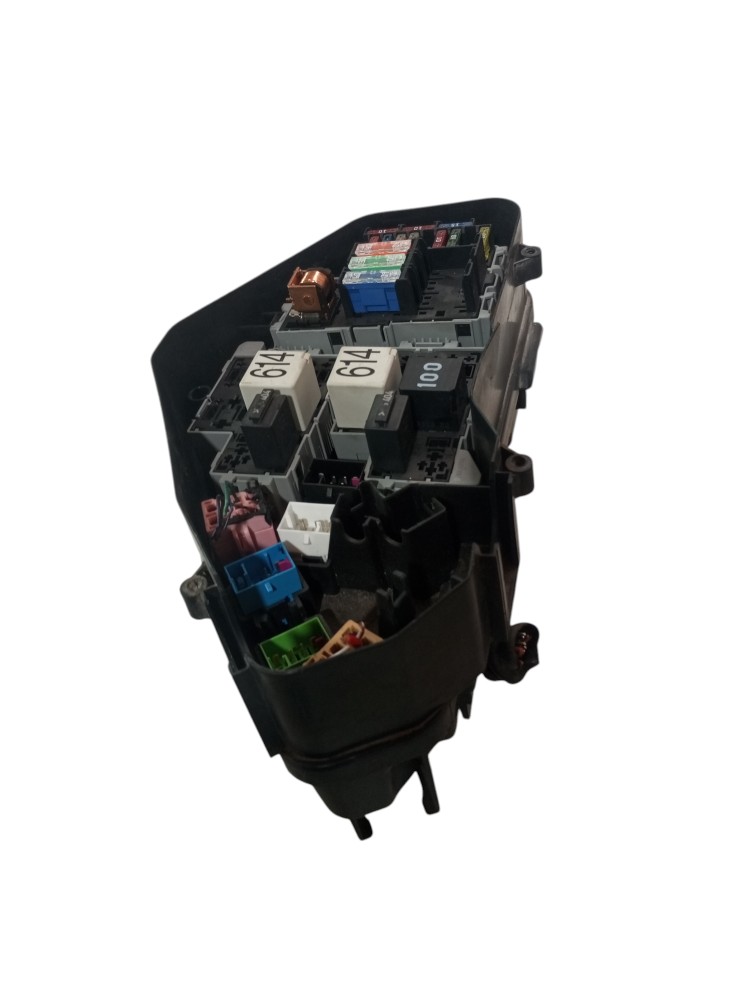 Caixa Fusiveis Touareg 4.2 V8 2005 2008 2010 2012 2015 3