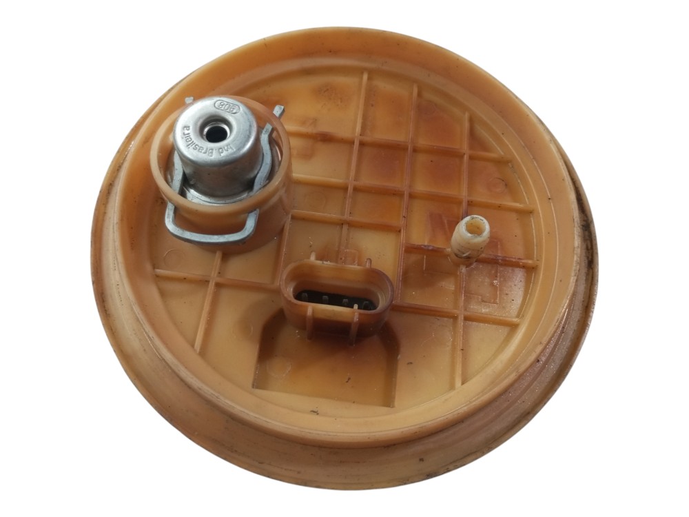Flange tampa bomba combustivel astra 2008 2010 usado 2