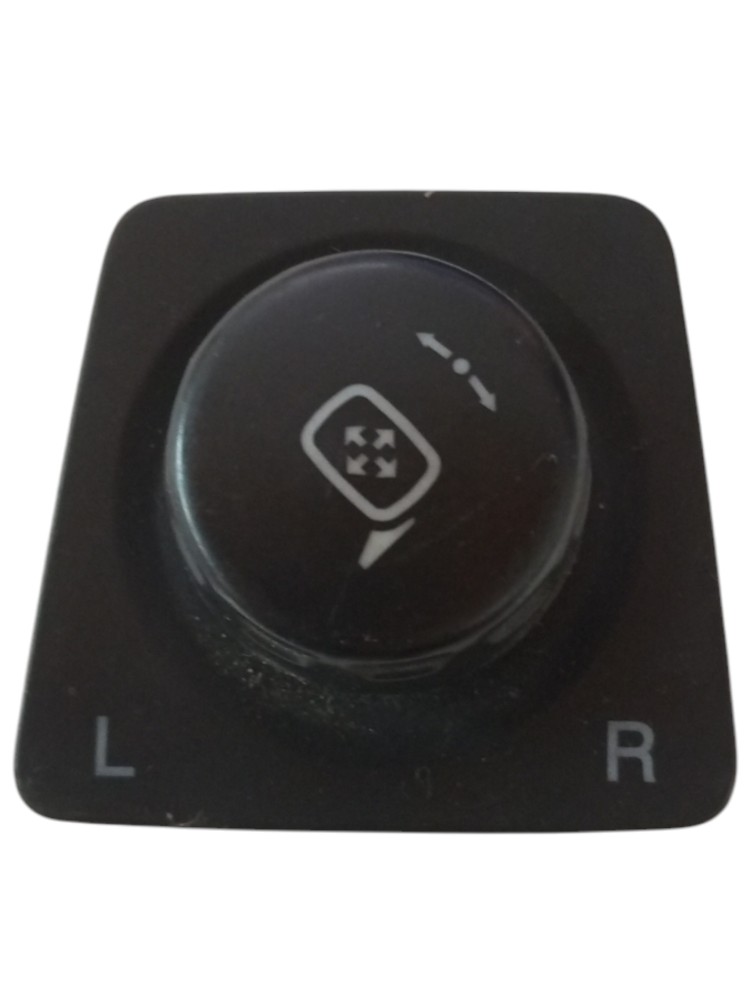 Botao Comando Retrovisor Eletrico Captiva 3.6 V6 2009 2011 1