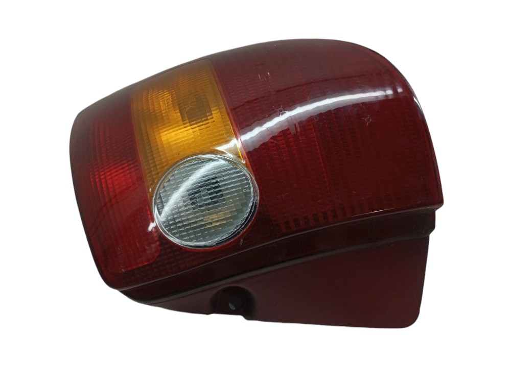 Lanterna Traseira Fiat Palio 96 97 98 99 2003 Lado Direito  Direito/passageiro Vermelho 6