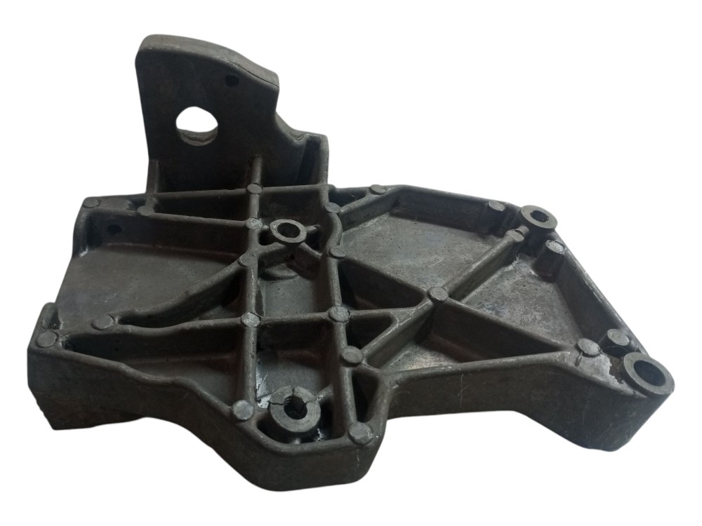 Suporte Compressor Ar Audi A4 Passat 99 2000 2002 2004 Usado 2