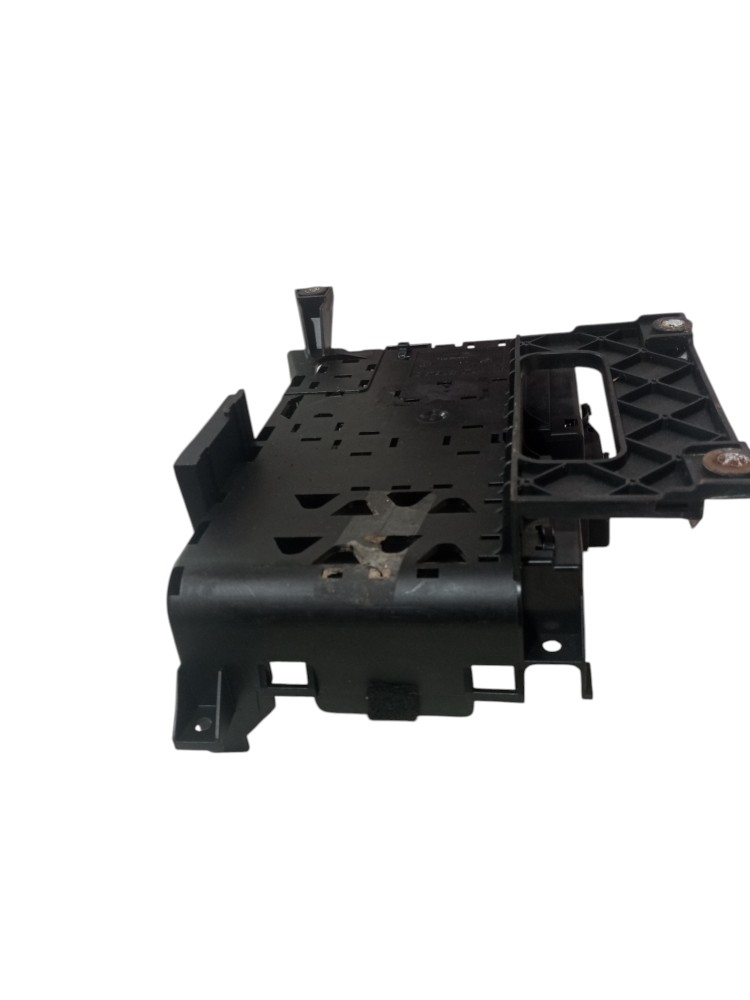 Suporte Caixa Bateria Fusivel Touareg 2008 2011 2013 V6 3