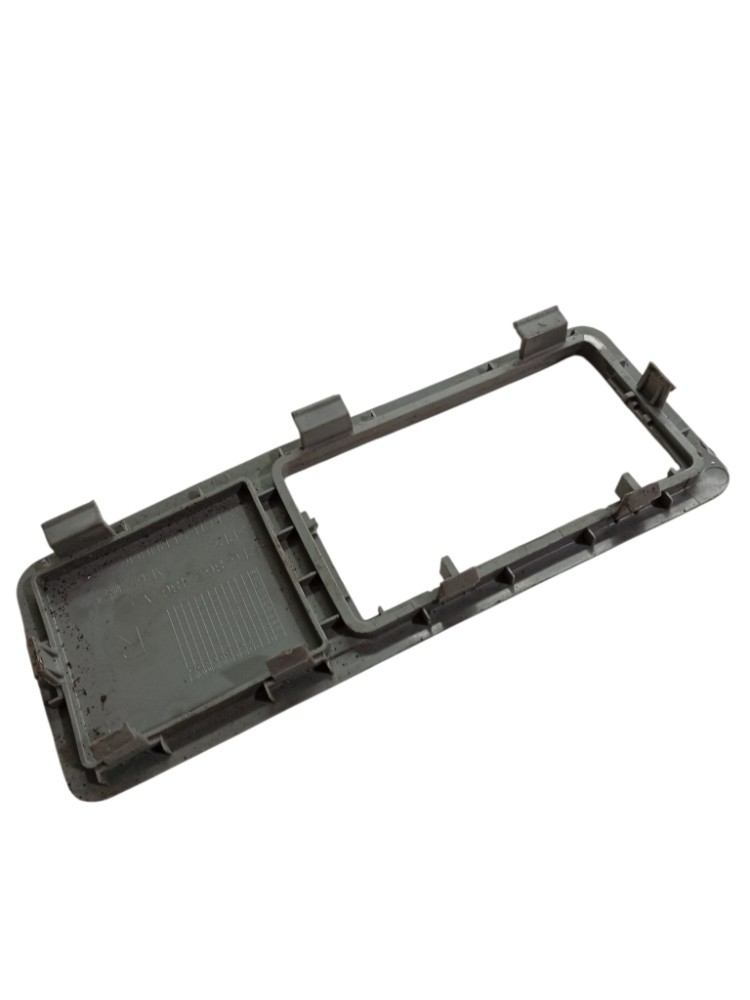 Moldura Luz Teto Touareg 2005 2015 Traseira Direita 5