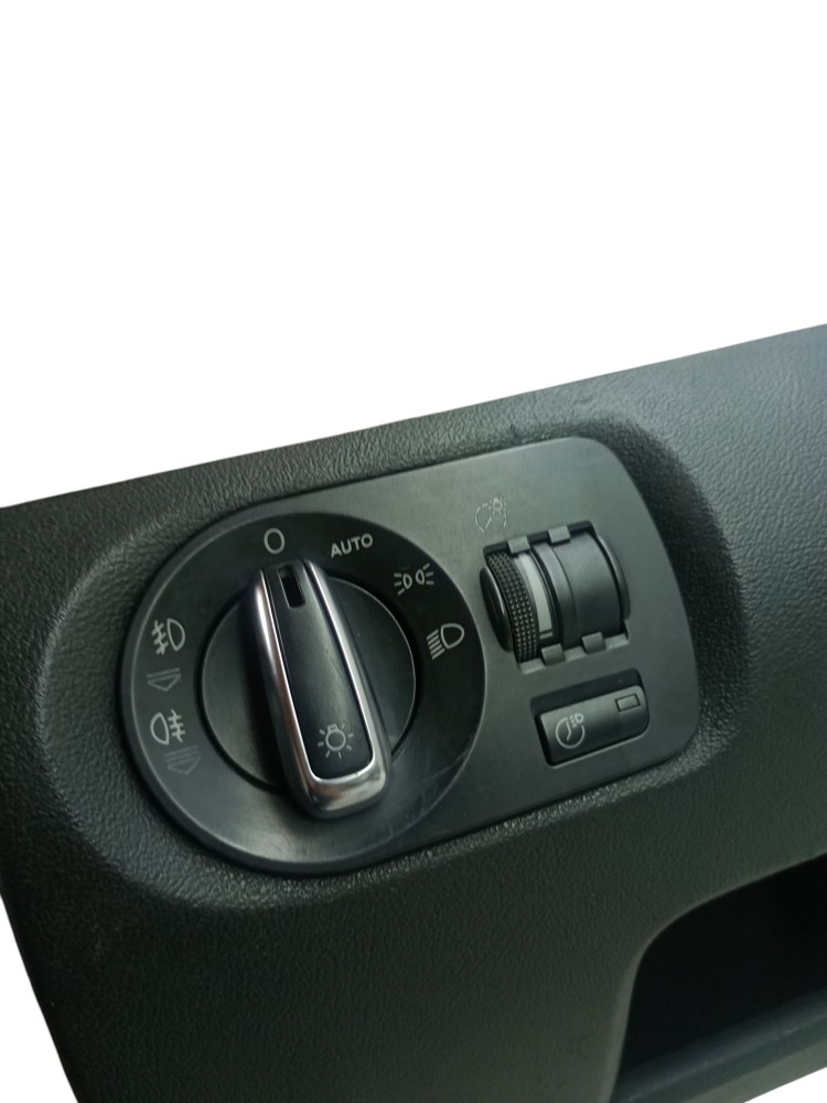 Chave Luz Acabamento Inferior  Audi A3 2010 2014 Esquerdo 1