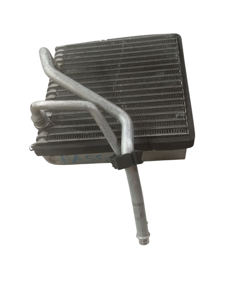 Condensador Evaporador Radiador Passat 95 2000 2001 2003 4