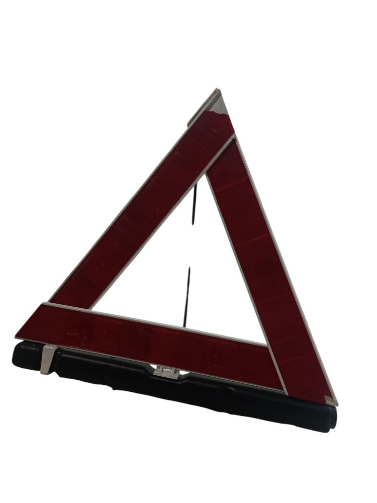 Triangulo Sinalizacao Universal Com Detalhe 6