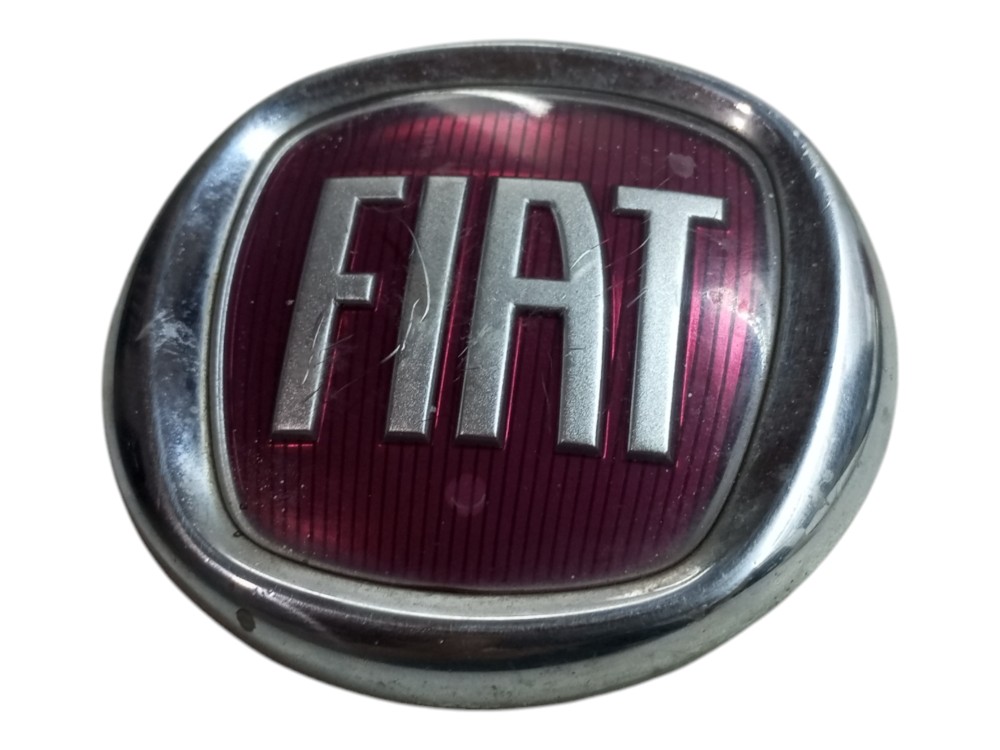 Emblema Grade Dianteira Fiat Uno Vivace 2013 2014 2015 2016 2