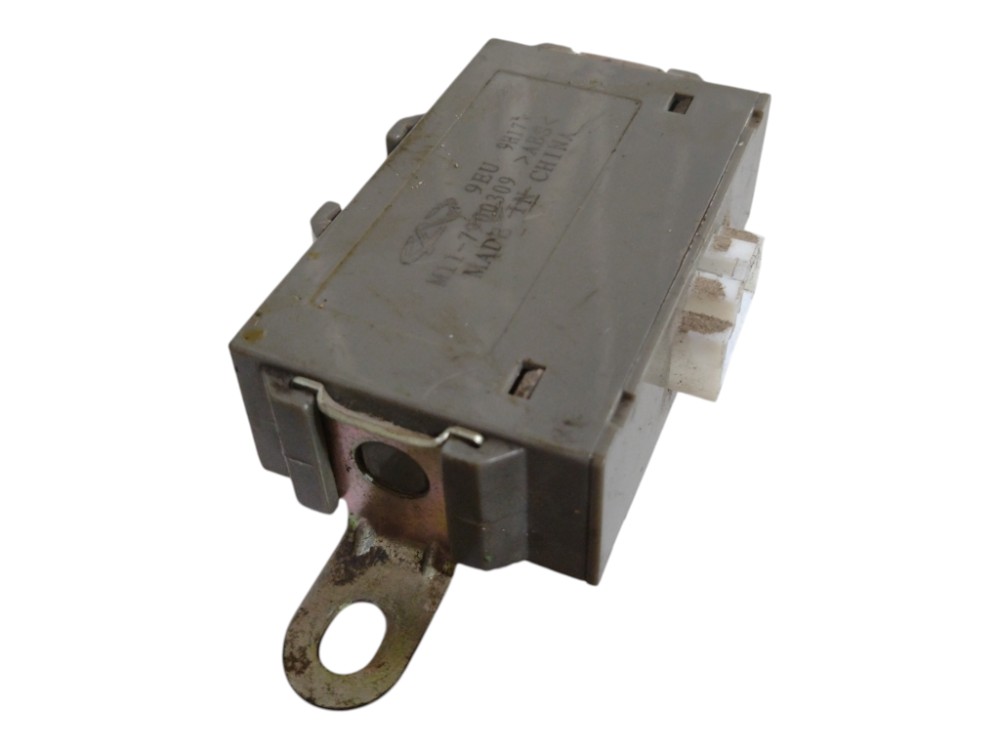 Modulo Sensor Estacionamento Chery Cielo 1.6 2010 2011 2012 Cinza 3