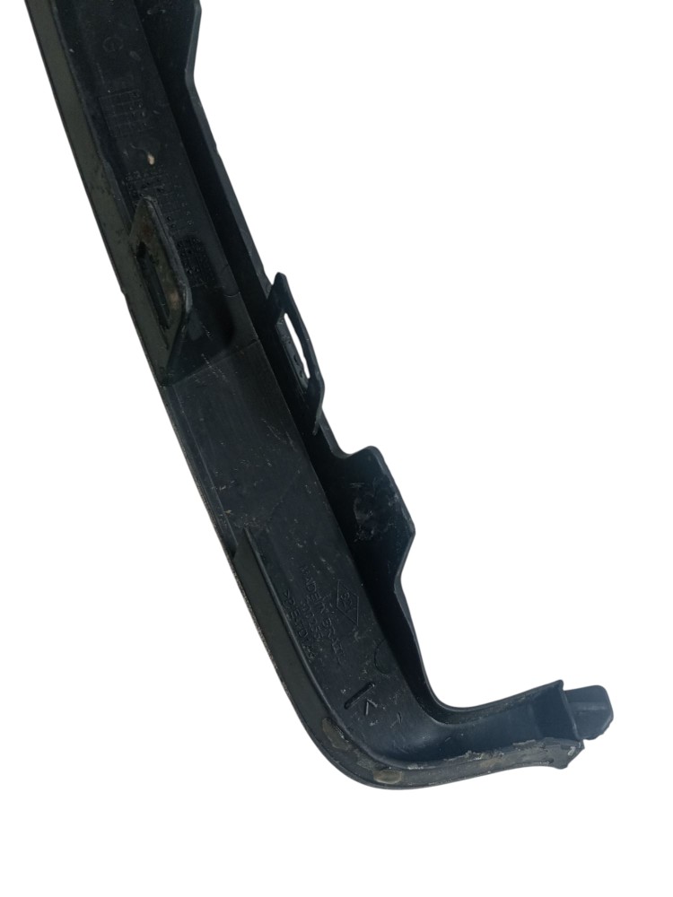 Aplique Moldura Farol Logan 2014 2016 2018 Esquerdo Usado 5