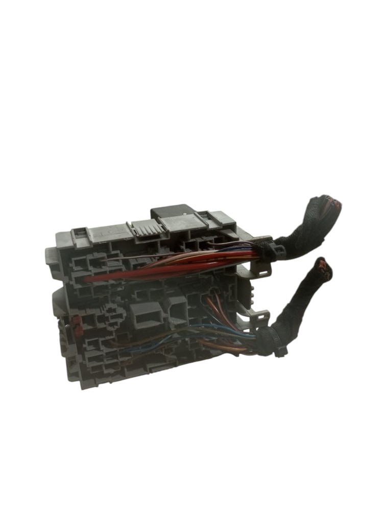 Caixa Fusivel Rele Touareg V8 2005 2010 2015 Volkswagen 3