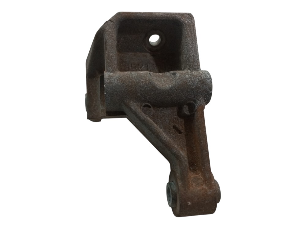 Suporte Alternador Bomba Agua Fiat Linea 2009 2012 2016 3