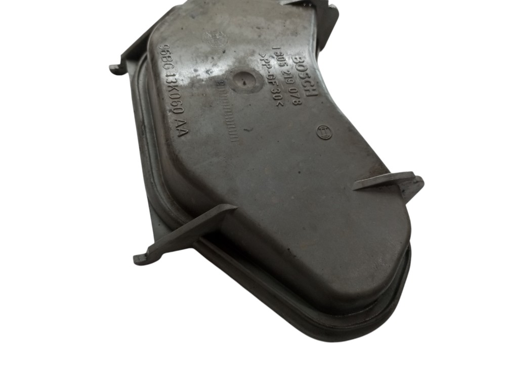 Tampa Farol Ford Mondeo 96 97 98 99 2000 2001 Esquerdo 2