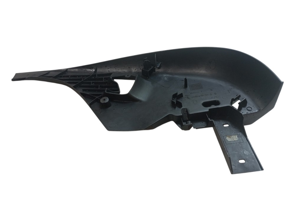 Moldura Console Central Direito Peugeot 307 2002 2004 2008 6