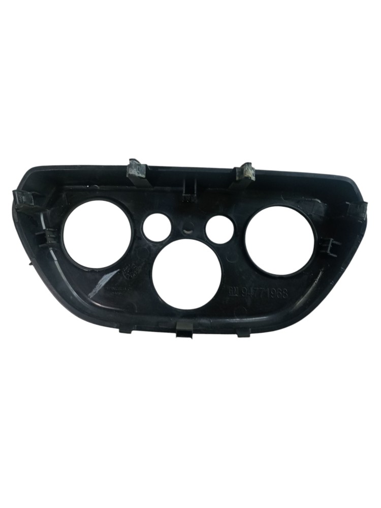 Moldura Botao Comando Ar Condicionado Spin 1.8 2014 2015 Gm 4