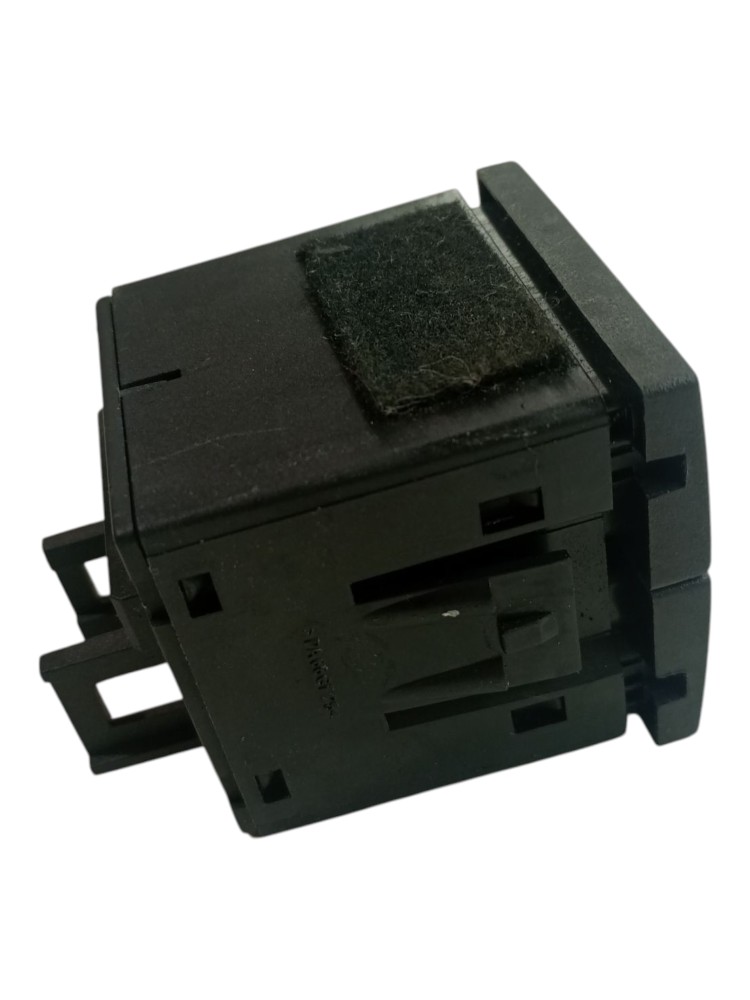 Botao Pisca Alerta Chevrolet Vectra 2006 2012 Trava Porta Preto 4