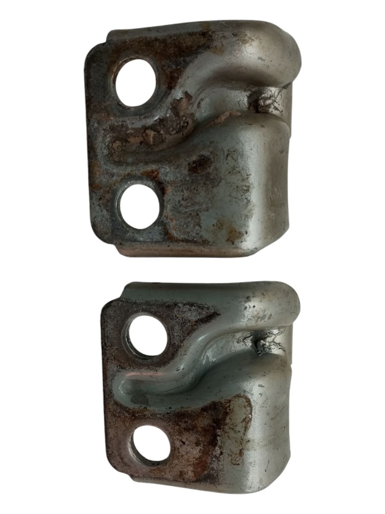 Dobradica Porta Traseira Fiat Palio 99 Direita Par Usado 7