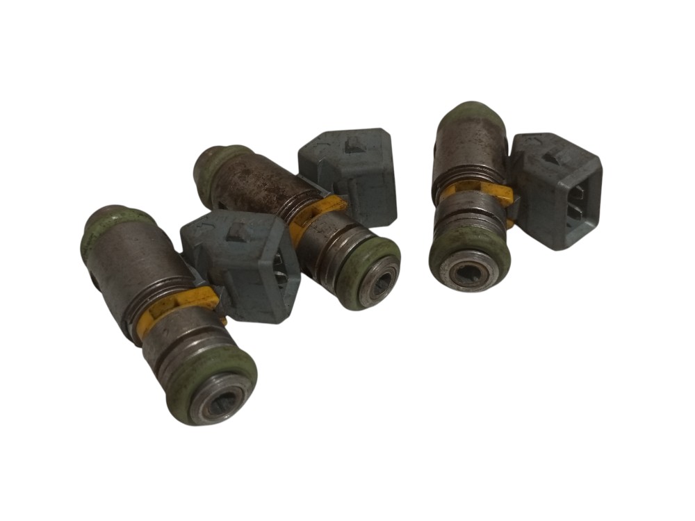 Bico Injetor Gol Parati 1.0 16v 97 98 99 2000 Usado Trio 4