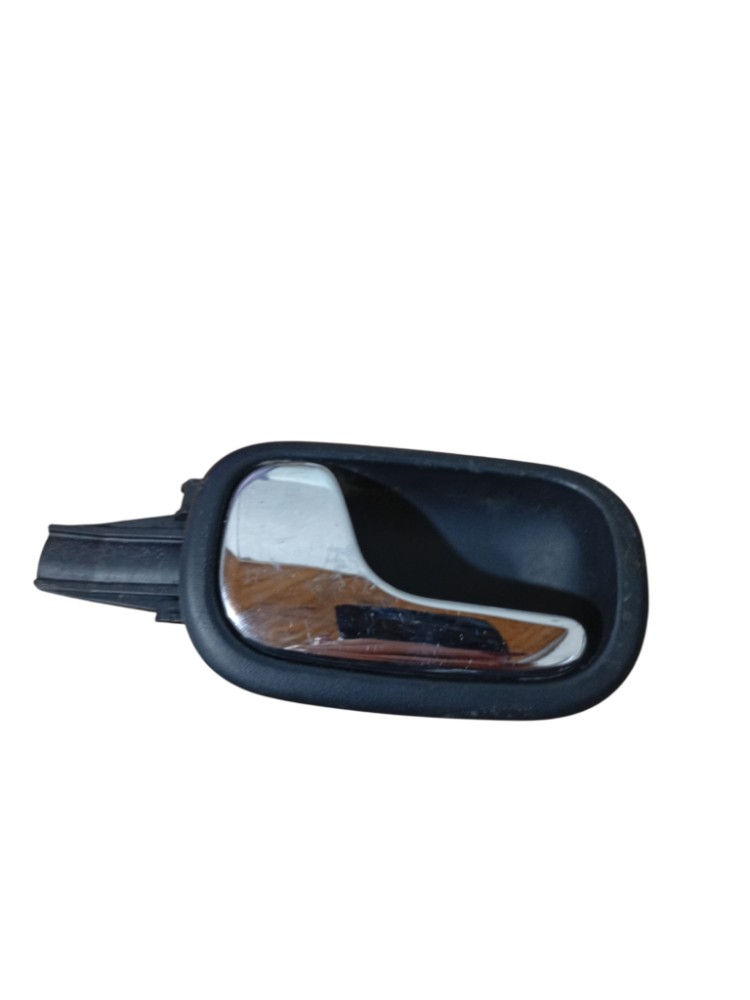 Macaneta porta Audi A3 97 98 99 2003 traseira esquerda