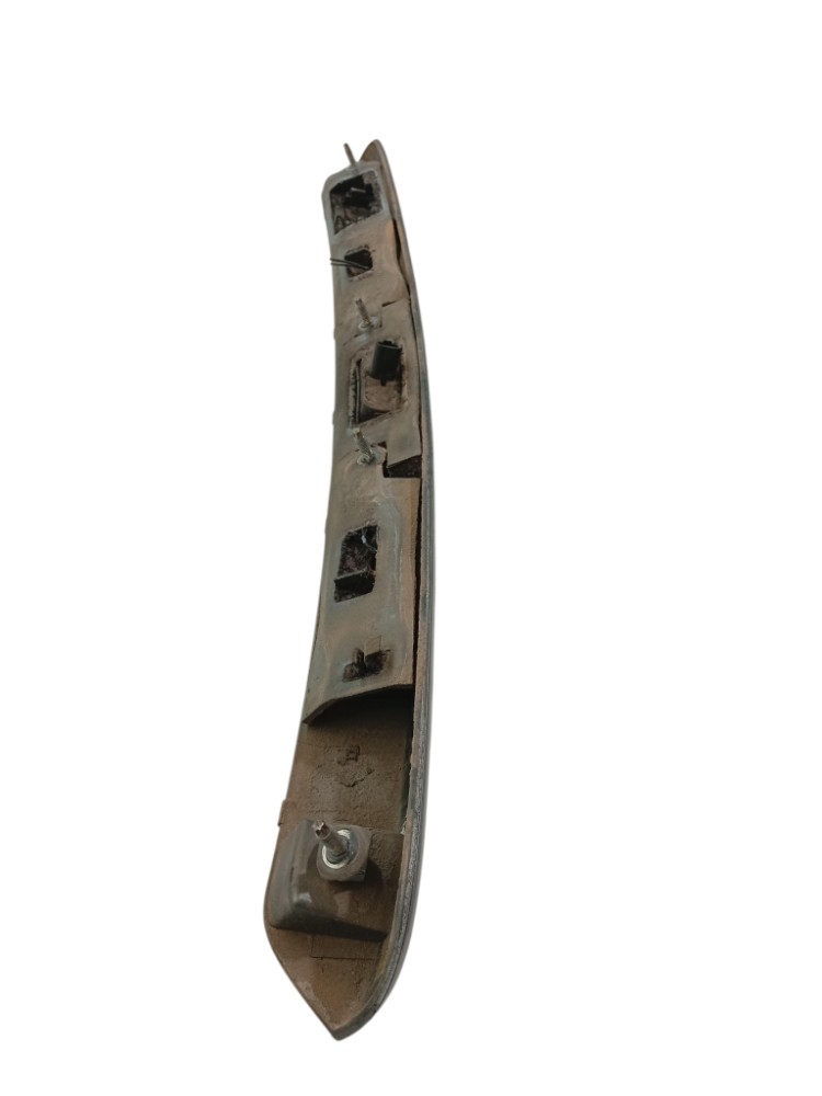 Moldura luz placa Renault Megane Grand tour 2007 2013 5
